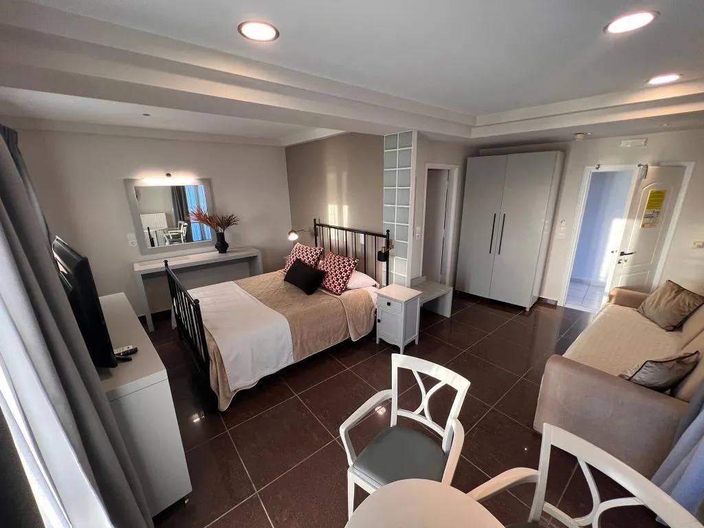 Double or Twin SUPERIOR Room, Theoxenia Boutique Hotel, Santorini