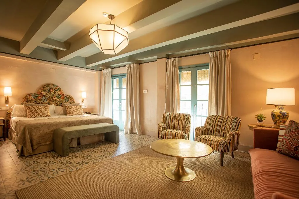JUNIOR SUITE STANDARD Room, Hospes Las Casas del Rey de Baeza,, Seville