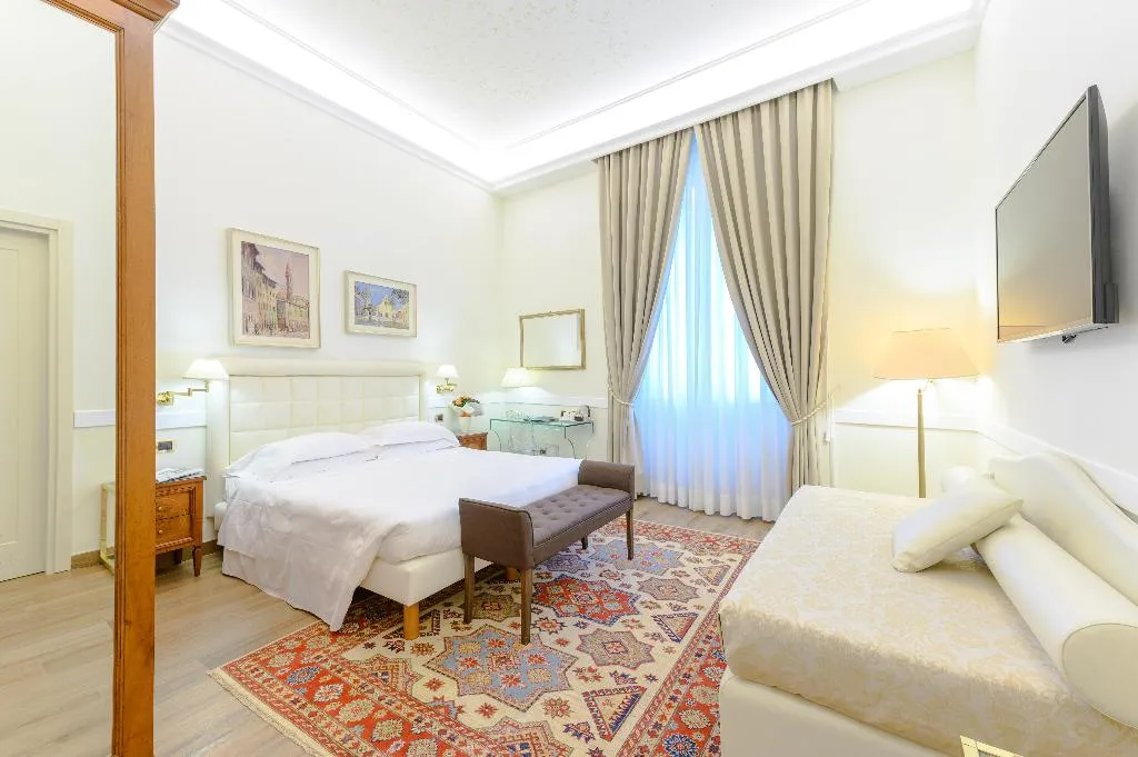TRIPLE STANDARD Room, Kraft, Florence