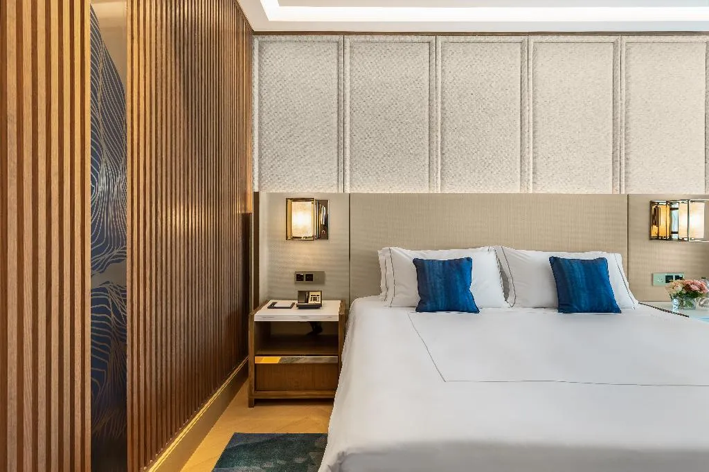 SINGLE STANDARD Room, Taj Exotica Resort & Spa, The Palm Dubai, Dubai