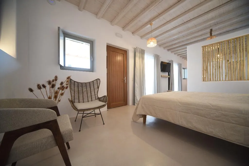 SUITE WITH PRIVATE POOL Room, Myconian Crown Suites by Mr and Mrs White, Mykonos
