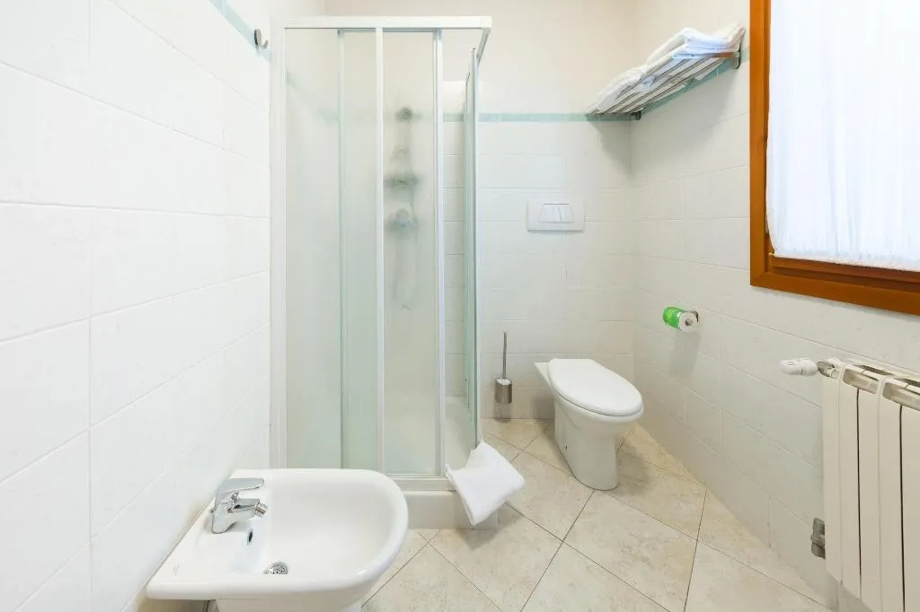 Room, B&B Casanova ai Tolentini, Venice