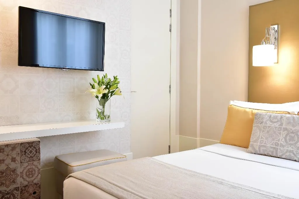 Double or Twin CONNECTING ROOM Room, My Story Hotel Ouro, Lisbon