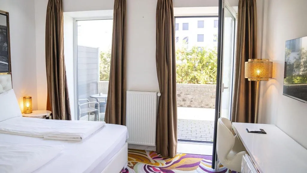 DOUBLE GARDEN VIEW Room, A Hotels Glostrup, Copenhagen