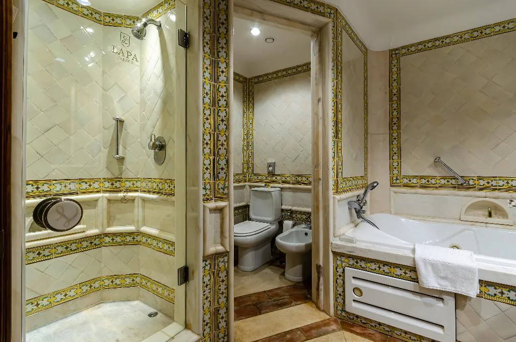 Double or Twin DELUXE Room, Olissippo Lapa Palace, Lisbon