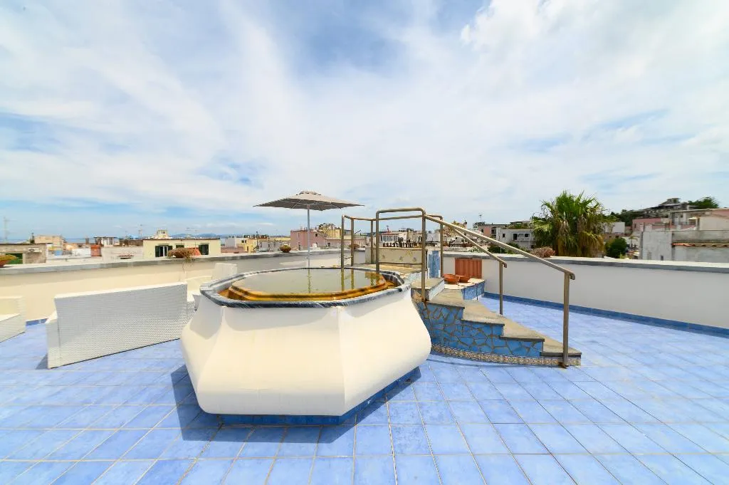 Terrace, Hotel Oriente - Beach & Spa, Naples