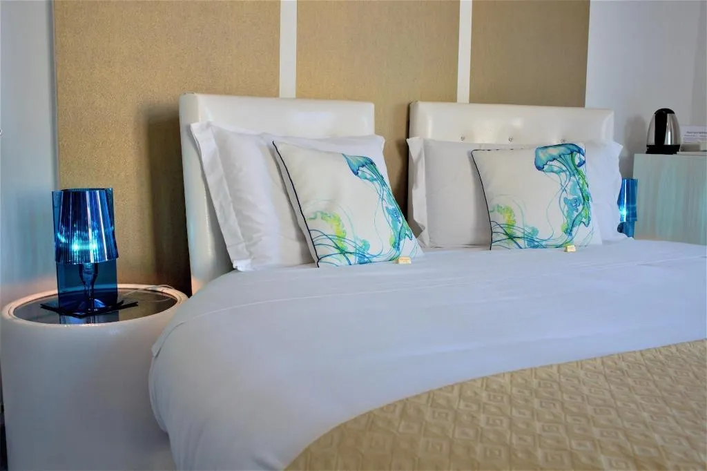 Room, Piazza Tasso B B, Naples