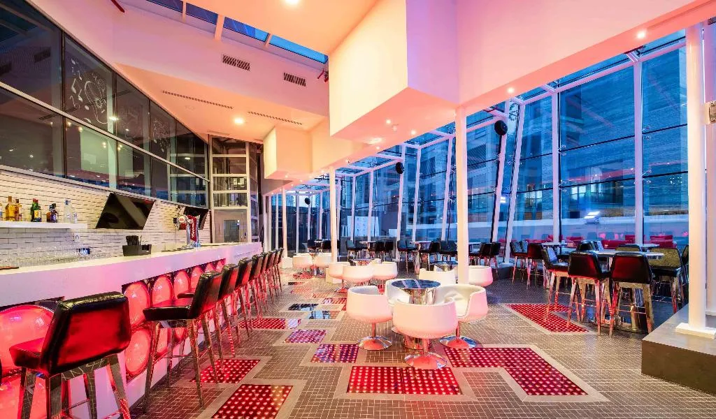 Bar, Grand Mercure Business Bay, Dubai