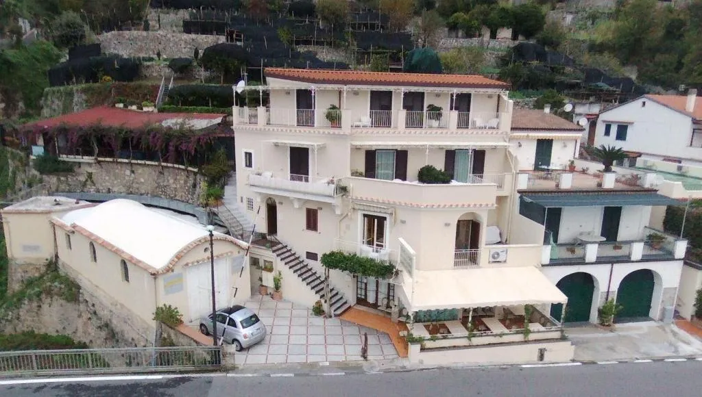 General view, Al Pesce d'Oro, Naples