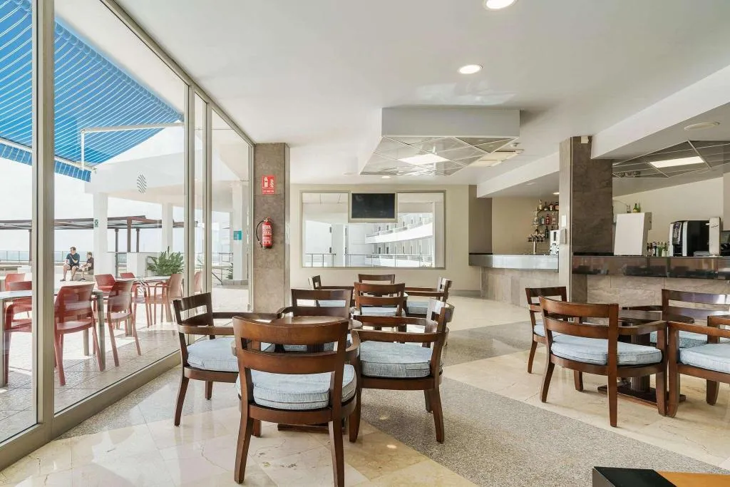Bar, Alua Atlantico Golf Hotel, Tenerife