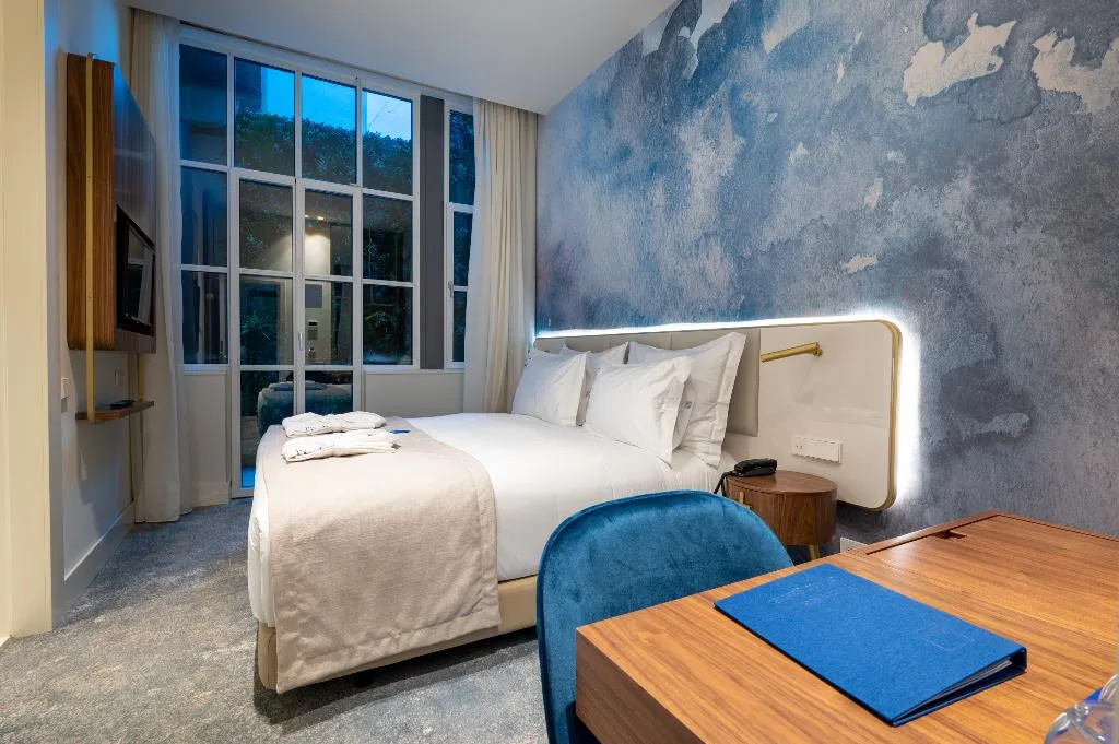 Double or Twin CLASSIC Room, Blue Liberdade Hotel, Lisbon