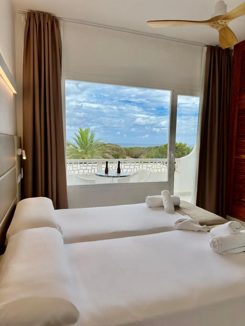 Double or Twin WITH BALCONY Room, Complejo Lago Playa, Ibiza