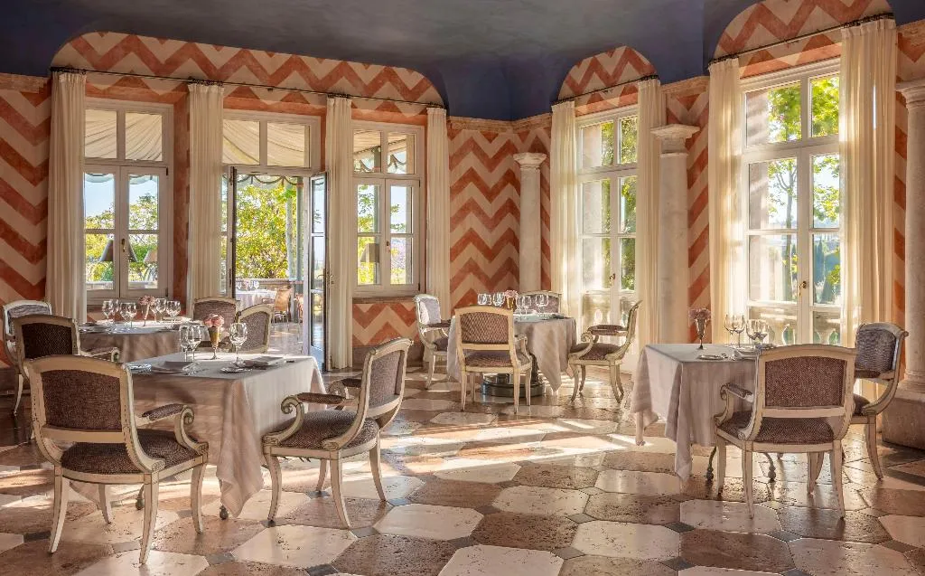 Restaurant, Anantara Villa Padierna Palace Benahavis Marbella, Costa Del Sol