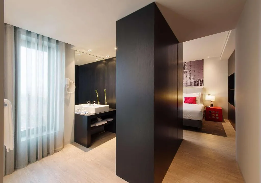 SUITE STANDARD Room, Melia Lisboa Aeroporto, Lisbon