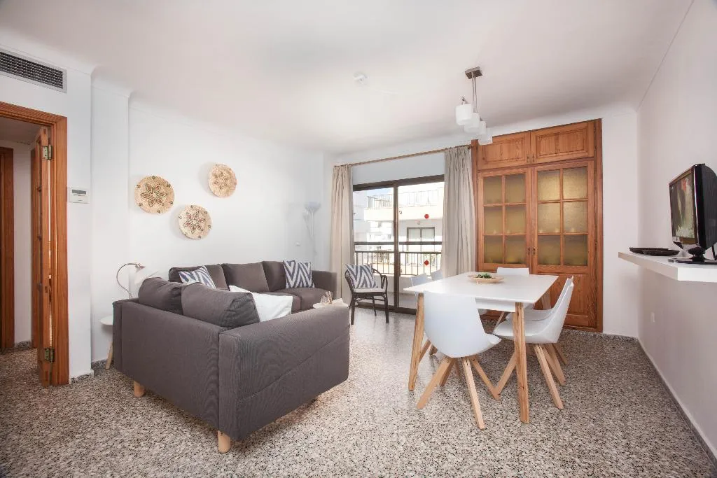 APARTMENT DELUXE THREE BEDROOM Room, Bahia, Ibiza