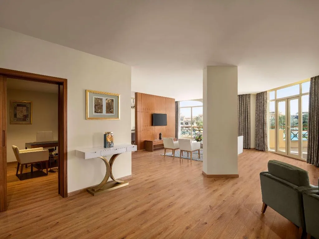 SUITE EXECUTIVE Room, Movenpick Cairo Media City, Cairo