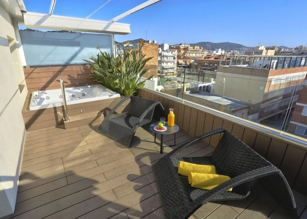 DOUBLE PREMIUM SUPERIOR Room, Volga, Costa Brava
