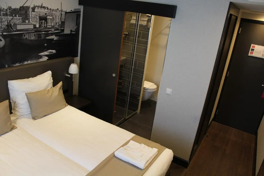 TWIN DELUXE Room, Royal Amsterdam Hotel, Amsterdam