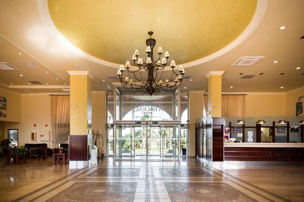 Lobby, Ohtels La Hacienda, Costa Brava