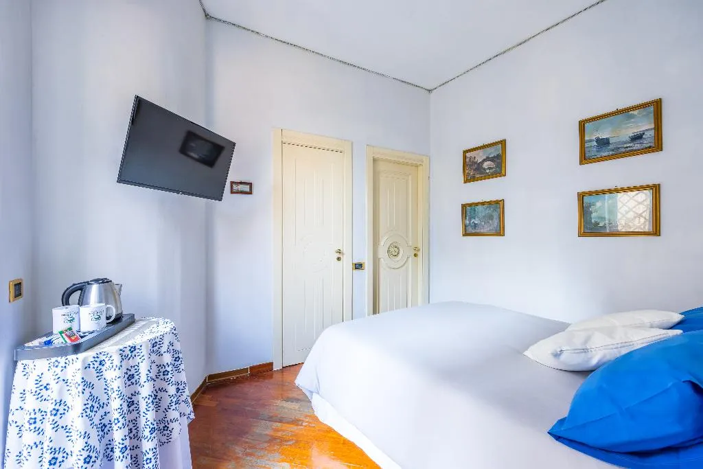 Room STANDARD Room, La Casa Di Bruno, Naples