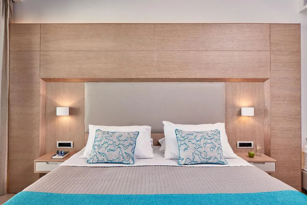 Double or Twin GARDEN VIEW Room, Porto Bello Royal, Kos