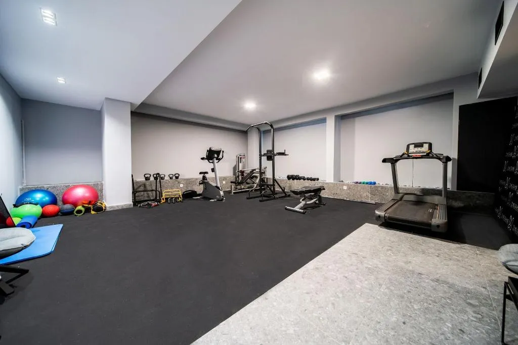 Sports and Entertainment, The Duke Boutique Suites, Athens