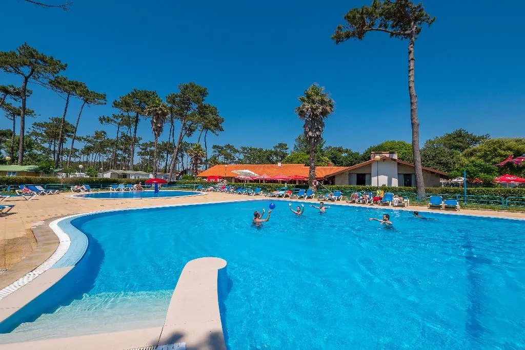Pool, Orbitur Angeiras, Porto