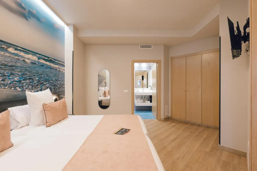 Room, Palau Suites & Apartments, Valencia