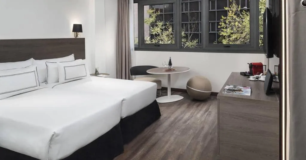 Room, Melia Madrid Serrano, Madrid