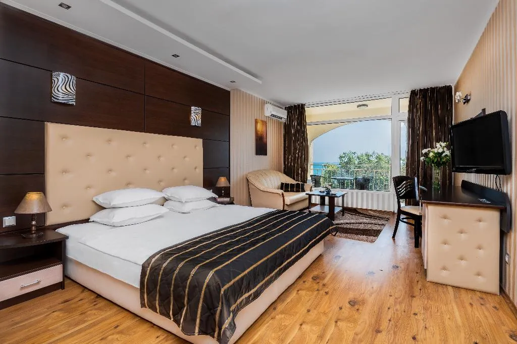 DOUBLE SUPERIOR SEA VIEW Room, Elpida Beach, Varna