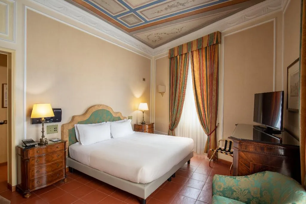 TRIPLE STANDARD Room, Hotel Canada, BW Premier Collection, Rome