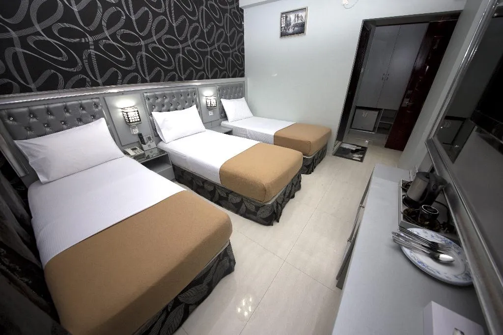 TRIPLE STANDARD Room, White Fort Hotel, Dubai
