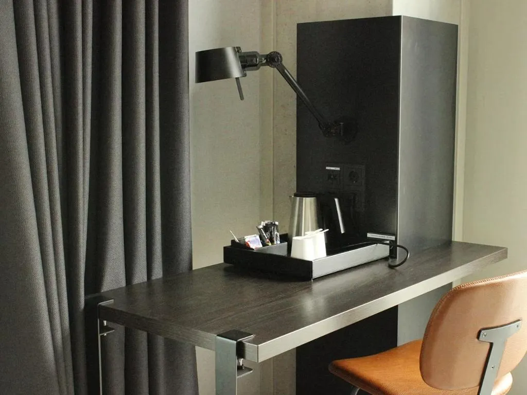 DOUBLE PREMIUM WITH VIEWS Room, Holiday Inn - the niu, Fender Amsterdam, Amsterdam