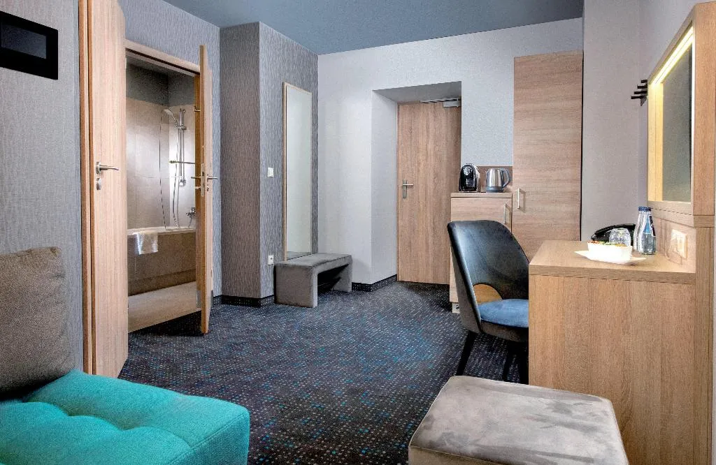 SINGLE DELUXE Room, Leonardo Boutique Hotel Krakow Old Town, Krakow