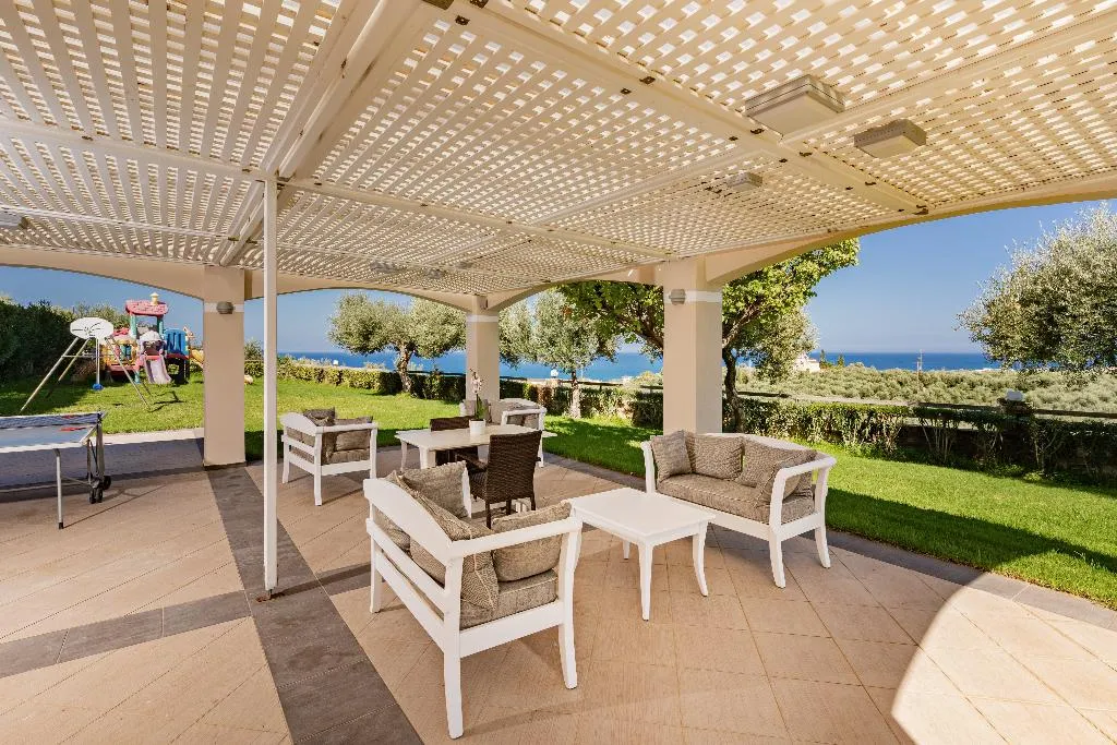 VILLA WITH PRIVATE POOL Room, Carme Villas, Crete