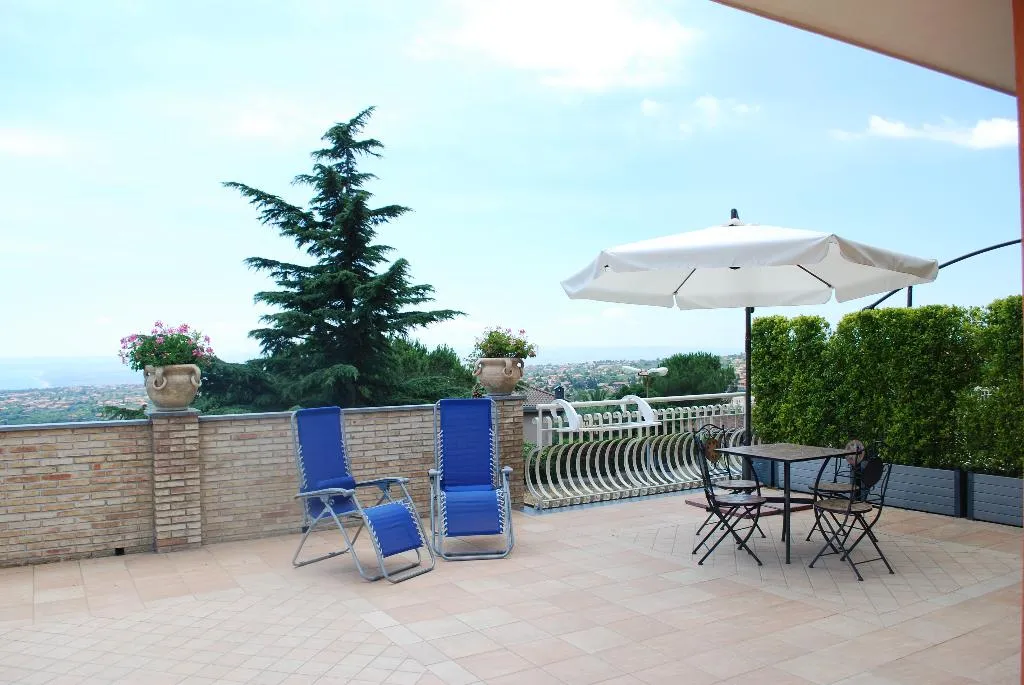 APARTMENT SEA VIEW TWO BEDROOMS Room, Etna Royal View, Catania