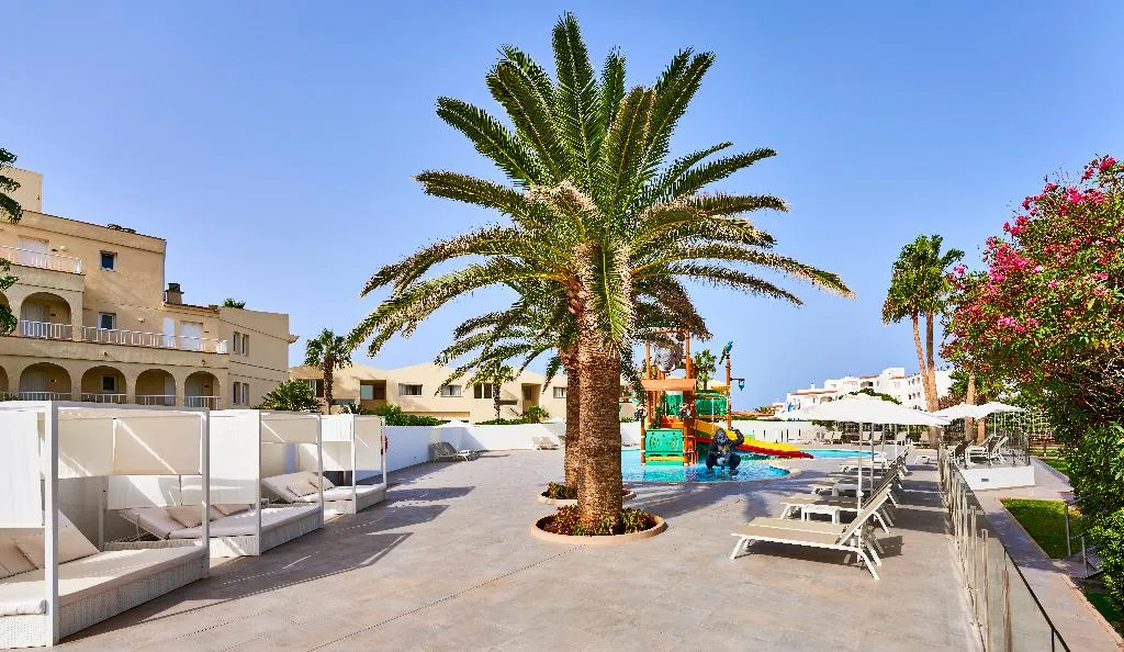 Terrace, Hotel Globales Cala´n Bosch, Menorca