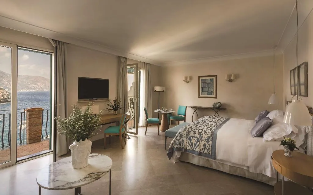 JUNIOR SUITE PREMIUM Room, Villa Sant'Andrea, A Belmond Hotel, Taormina Mare, Catania