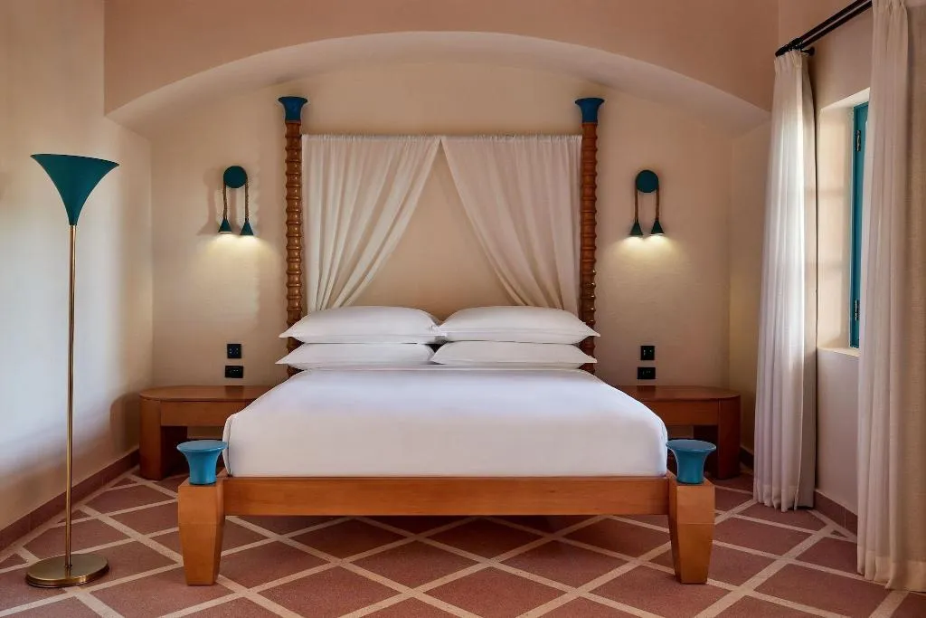 JUNIOR SUITE KING BED ONE BEDROOM  Room, Sheraton Miramar, Red Sea Riviera