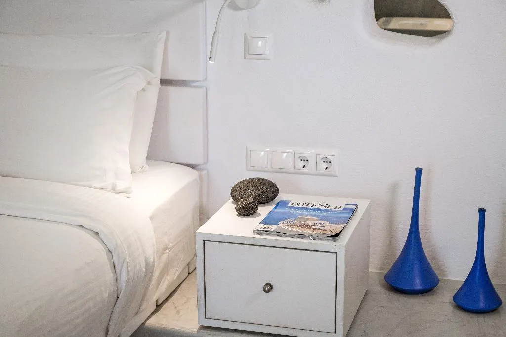 Double or Twin SUPERIOR Room, Kouros Village, Santorini