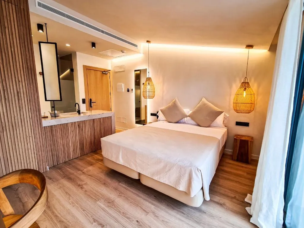 Double or Twin SUPERIOR Room, S´Estancia Suites, Menorca