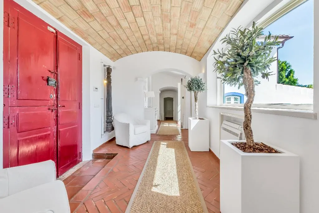 VILLA FIVE BEDROOMS WITH PRIVATE POOL Room, Shantivillas, Algarve