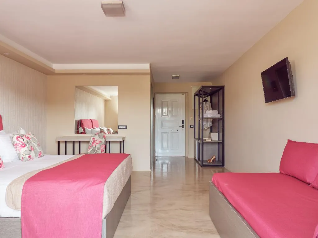 Room, Koukounaria  Hotel & Suites, Corfu