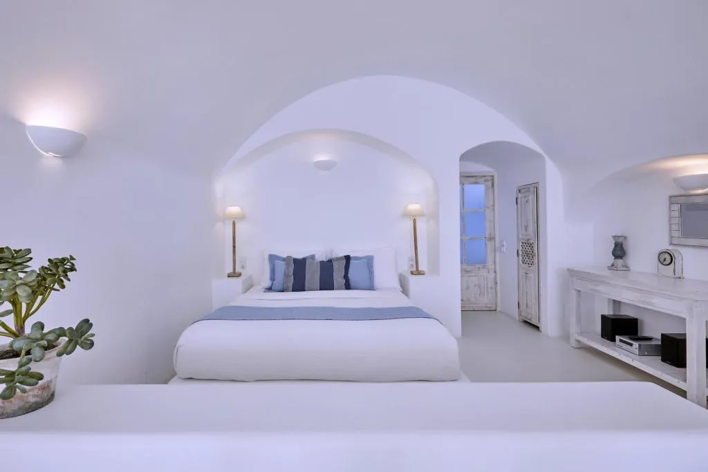 SUITE EXECUTIVE Room, Atrina Canava 1894 Hotel, Santorini