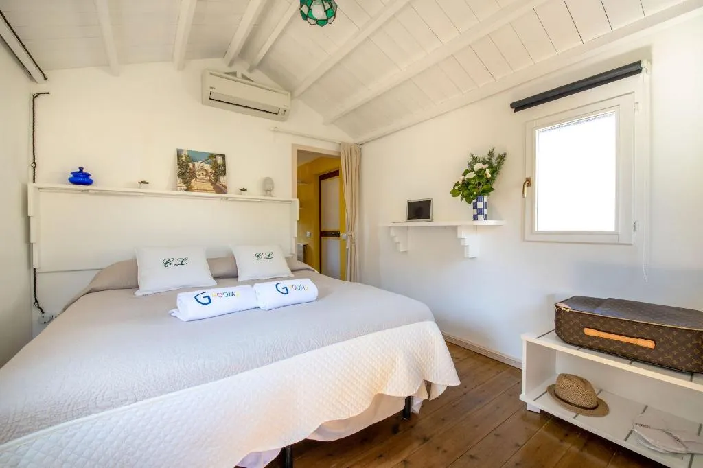 Room, Chalet Lidia, Naples