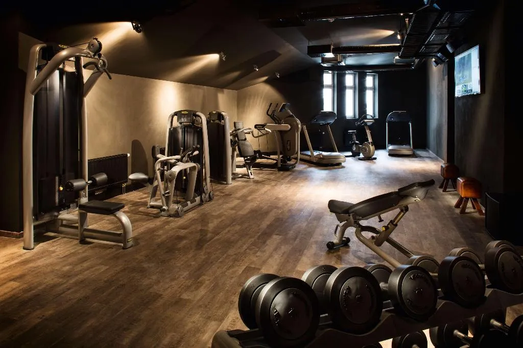 Sports and Entertainment, Pulse 8, Prague