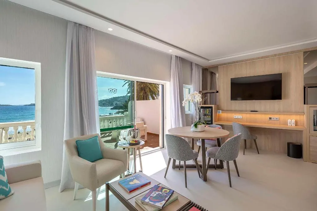 Room, Santos Nixe Palace, Majorca