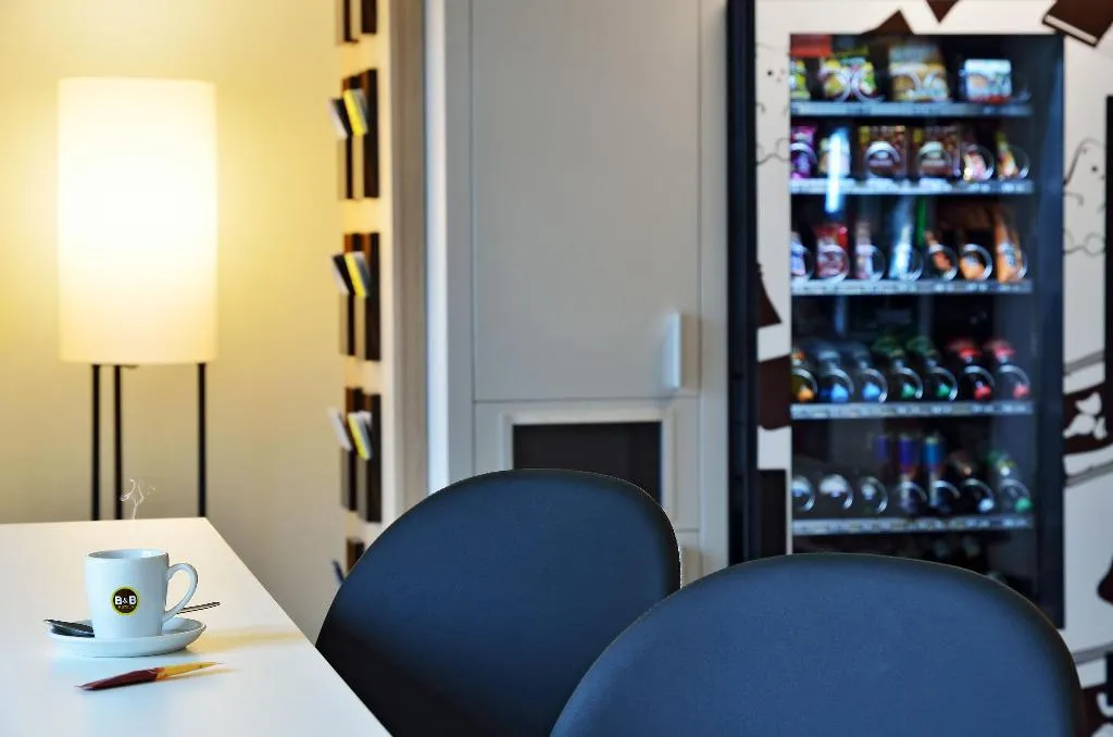 Room, B&B HOTEL Berlin City West, Berlin