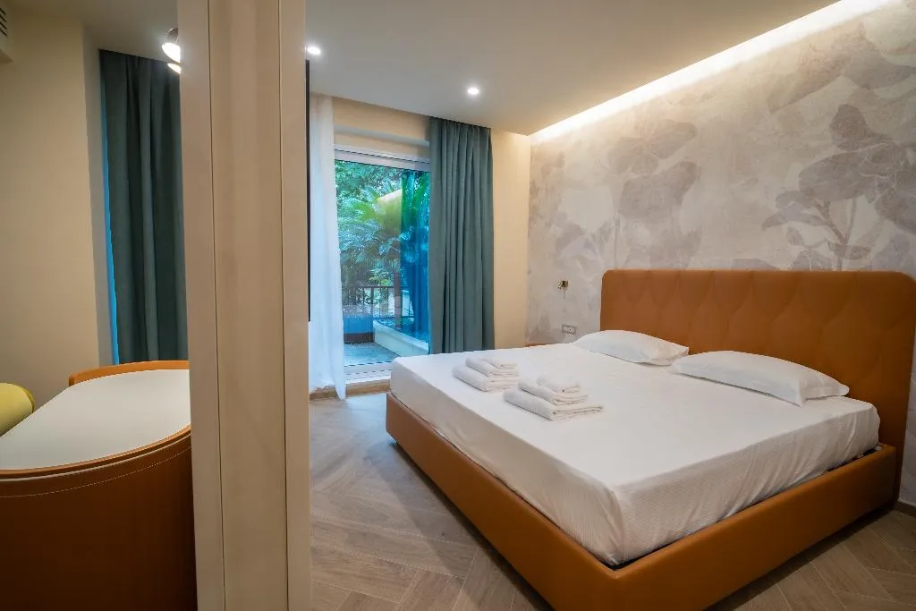 TRIPLE DELUXE Room, Dimora Galeno, Rome