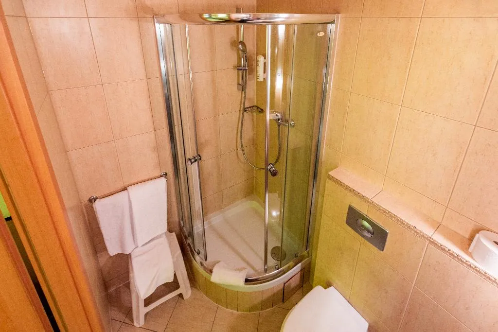 TRIPLE STANDARD Room, Jordan Guest Rooms, Krakow